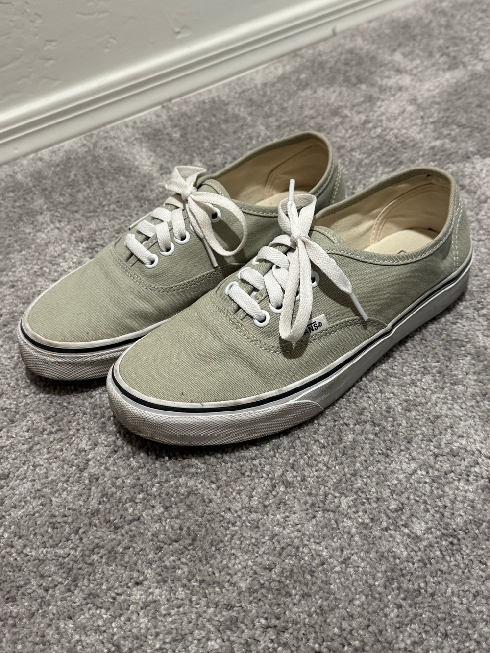 Authentic Vans - Picture 4 of 7